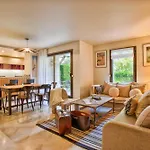 The Garden - 2 Bedrooms - Garden - Deauville