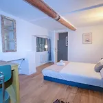 Apartment Cabanel