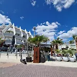 Appartement 1Ere Ligne Piscine Terrasse Au Bord De La Plage Front De Mer Avec 6 Velos