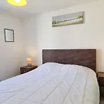Superbe Villa Avec Piscine Chauffee A Proximite De La Plage