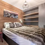 Appartement Spacieux A Meribel Avec Balcon Et Conciergerie - Fr-1-613-16