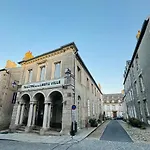Location Granville - Remparts De La Hauteville