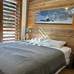 Appartement Neuf, Luxueux, Au Coeur Des Gets Avec Terrasse, Parking Securise, Proche Commerces Et Pistes. - Fr-1-623-116