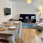 Appartement Neuf, Luxueux, Au Coeur Des Gets Avec Terrasse, Parking Securise, Proche Commerces Et Pistes. - Fr-1-623-116