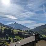 Appartement Renove 2023 Au Centre De La Clusaz Avec Balcon, Garage, Et Acces Facile Aux Pistes - Fr-1-459-178