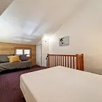 Confortable Studio + Mezzanine Avec Balcon Au Centre De Val D'Isere - 2/4 Personnes - Fr-1-518-133