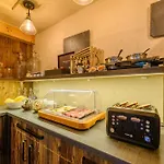 Hotel Neste De Jade