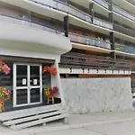 Studio Skis Aux Pieds Pour 4, Proche Commerces Et Balcon Sud A Tignes - Fr-1-411-440