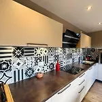 Appartement Charmant 3 Pieces, Proche Pistes, Parking, Balcon, Animaux Acceptes - Fr-1-623-320