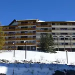 Studio Confortable Pour 4 Personnes A L'Alpe D'Huez Avec Balcon, Proche Commerces Et Pistes - Fr-1-405-32