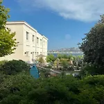 L'Oasis
