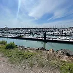 Appt Avec Vue Panoramique Sur Le Lac A Port Bourgenay