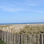 Appartement T2 Situe Proche De La Mer Terrasse Parking Prive 4Popl8