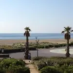 Appartement T2 Mezzanine, 6 Couchages, Bord De Plage, Parking Prive, Proche Commerces Et Aqualand - Fr-1-81-47