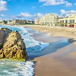 Studio Cosy A Biarritz Avec Vue Sur L'Ocean, 2E Etage, Ascenseur - Fr-1-3-483