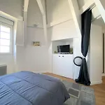 Appartement Belle Vue Mer Dans La Tour Du Chateau De Trestraou A Perros-Guirec - Ref 865
