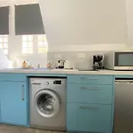 Appartement Belle Vue Mer Dans La Tour Du Chateau De Trestraou A Perros-Guirec - Ref 865