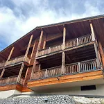 Appartement 48M² Face Aux Pistes Avec Balcon, 4 Couchages, Pres Du Centre Des Gets, Garage Inclus - Fr-1-623-330