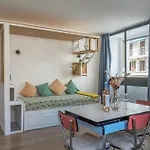 *Las Flores* Joli Studio Avec Balcon