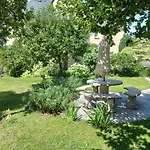 Appartements Et Gite Les Hauts De Sophia
