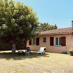 Cozy House With Garden In La Teste-De-Buch