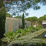 Studio Avec Jardin, Piscine, Proche De La Mer Et Du Village Naturiste