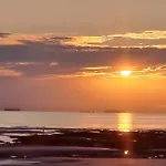 Studio Cosy Neuf Pres De La Mer,Balcon Et Parking Gratuit