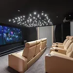 Chalet Familial Avec Jacuzzi, Salle De Cinema Et Parking - Fr-1-565-65