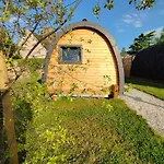 Le Domaine De Pivette Chambre Climatisee Et Insolite Avec Terrasse Privative