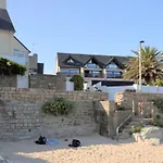 Apartment Belle Vue Mer Et Groix - Poe300 By Interhome