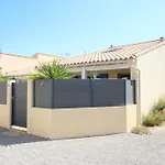 Villa 5 Couchages 2 Chambres Belle Terrasse D'Angle Piscine Commune Dans Residence Securisee A 200M De La Mer Lrma2A