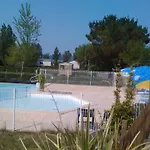 Bungalow Cosy A Louannec Avec Piscine