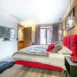 Appartement De Luxe Avec Cheminee, Balcon Et Services Inclus, Au Pied De La Foret De Bellevarde - Fr-1-694-12