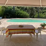 Superbe T2 Dans Villa Entre Calanques Et Colline