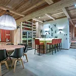 Chalet De Luxe 9 Pieces Avec Hammam Et Cheminee Au Centre De Val-D'Isere, Pour 14 Personnes - Fr-1-694-8