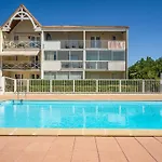 Apartment Les Jardins De L'Ocean-42 By Interhome