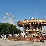 T2 Rez-De-Jardin, Terrasse Et Parking, Proche De La Plage