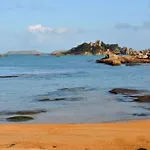 Villa Avec Spa, Wifi Sur La Plage De Tourony A Tregastel - Fr-1-368-383