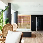 Le Barracuda & Spa, Centre Port, Pieds Dans L'Eau, Vue Mer