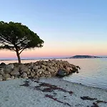 Romantic Maison De Pecheur Sparkling Sea Views