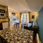 Appartement Dans Residence Avec Piscine
