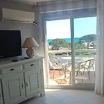 Les Capitelles : Acces Direct Plage Et Piscine - Clim