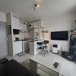 Studio Classe 2 Etoiles, A 200M De La Plage De Nauzan Parking Gratuit