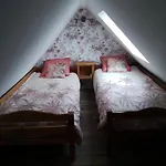 Le Huit Gite Dans Villa Aultoise