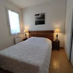 Maisonnette Avec Piscine, A 800M De La Plage Et De L'Ecole De Surf, Terrasse Et Parking, 4 Pers. - Fr-1-778-17