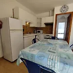 Maisonnette Avec Piscine, A 800M De La Plage Et De L'Ecole De Surf, Terrasse Et Parking, 4 Pers. - Fr-1-778-17