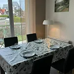 Appartement Moderne Pres De La Plage Et Du Centre - 2 Chambres, Balcon, Parking, Animaux Acceptes - Fr-1-487-363