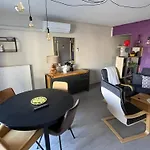Charmant F2 Avec Terrasse De 25M² Et Parking, Proche Thermes A Balaruc-Les-Bains - Fr-1-680-42