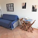 Studio 121, Heliopolis K Au Village Naturiste