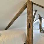 Lostra 2 - Appartement Avec Mezzanine, Front De Mer A Cancale Sur Le Port De La Houle